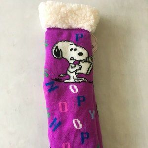 PEANUTS SNOOPY Sherpa Lined Socks Purple NEW
